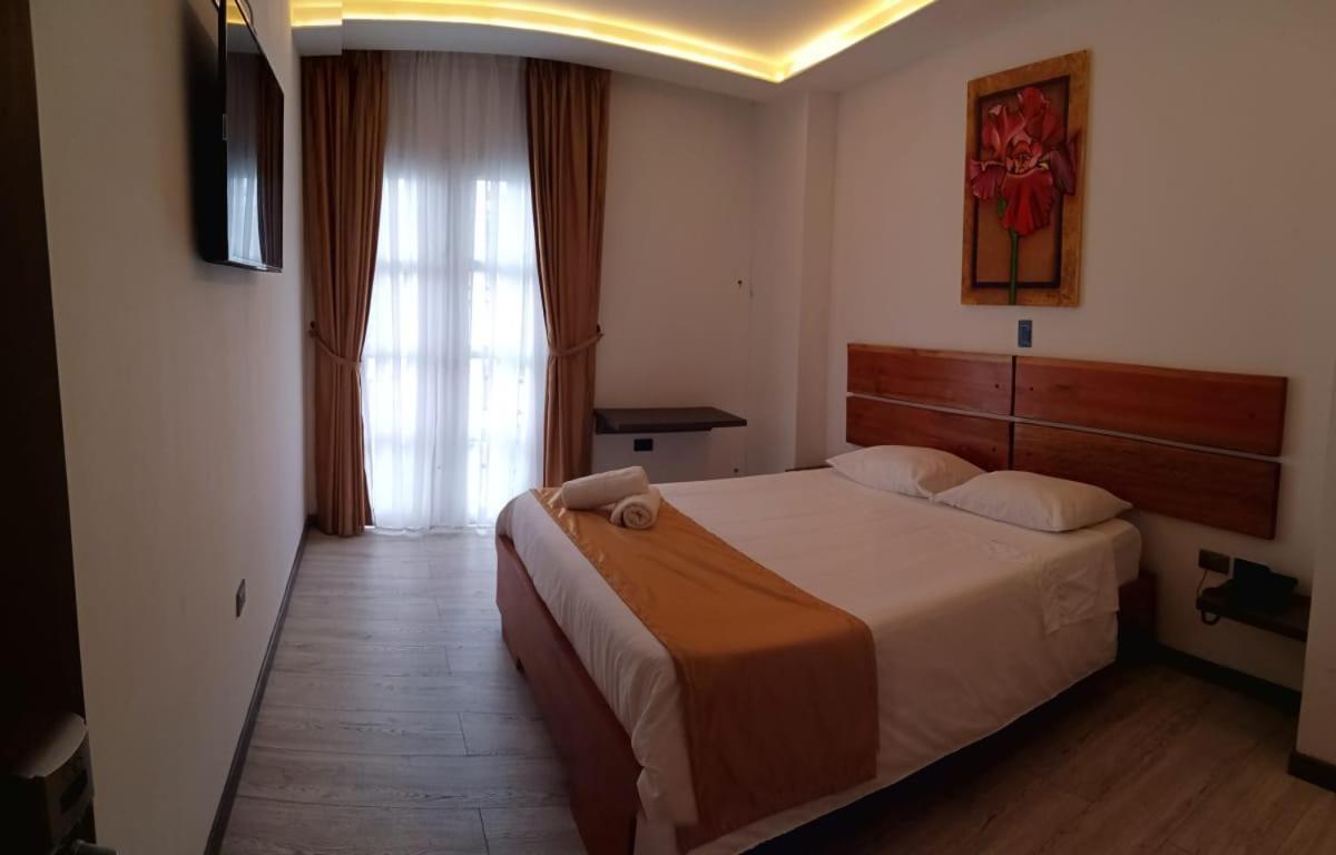 Hotel Valcon Santa Rosa de Cabal Eksteriør billede